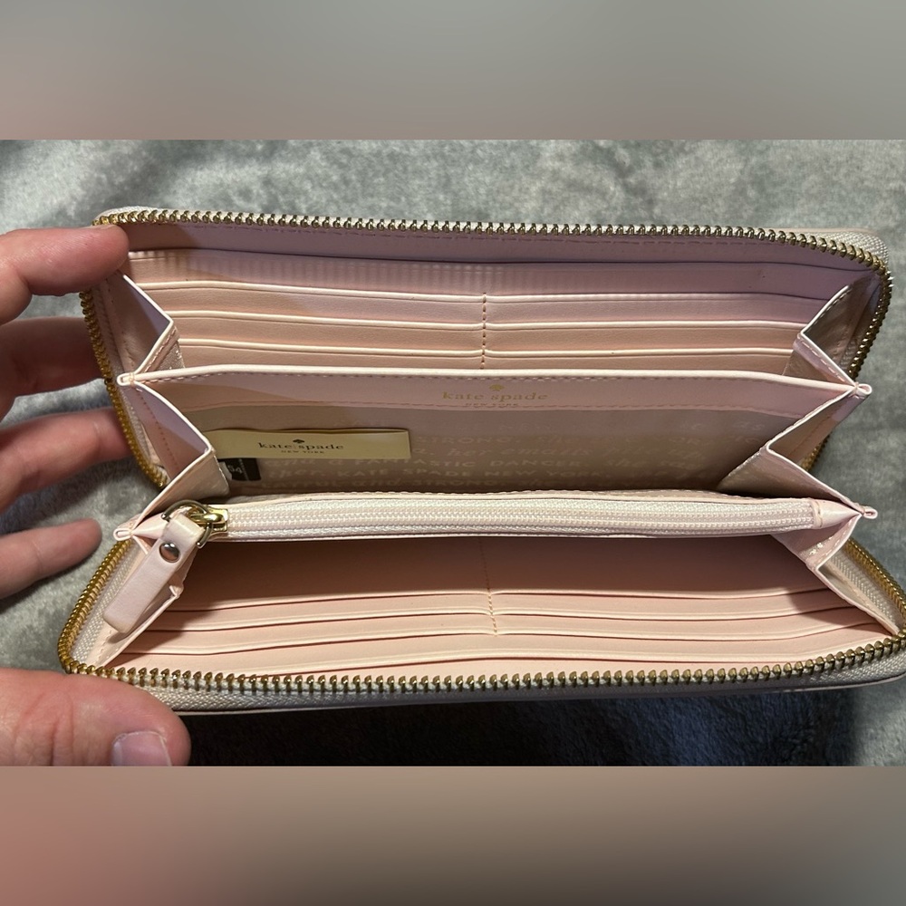 Kate Spade Joeley Large Silver Glitter Continental Wallet - Picture 11 of 12